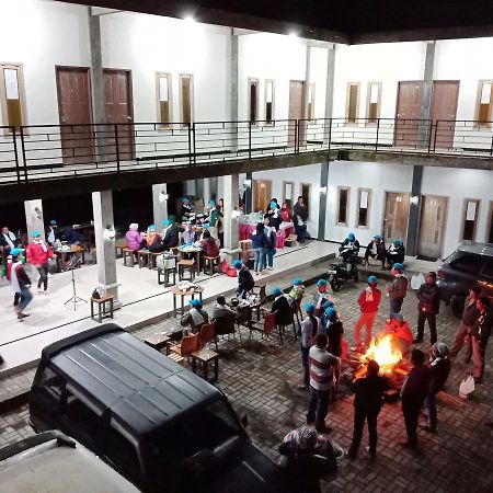 דירות פסורואן Bromo Backpacker Tosari מראה חיצוני תמונה